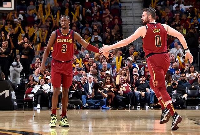 更动人的 更动人的