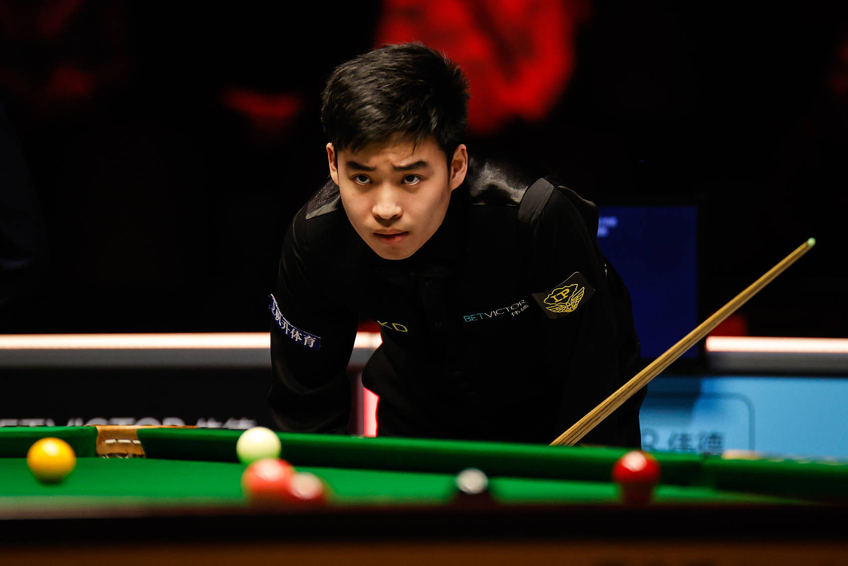 一是转播侧 一是转播侧